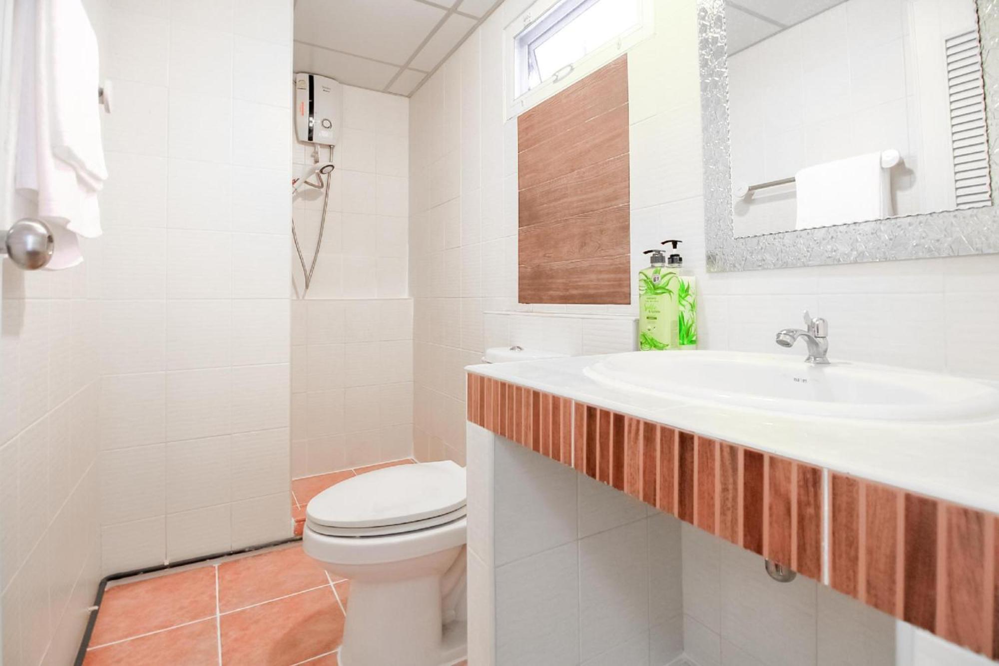 OYO 411 Grandview Condo 15 Bangkok Esterno foto